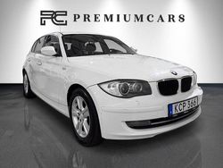 Vit Begagnad 2010 BMW 118 Advantage Halvkombi | 59 900 kr (Marknadspris)
