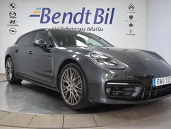 Grå Begagnad 2023 Porsche Panamera 4 Sport Turismo Sedan | 969 500 kr (Marknadspris)