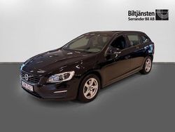 Svart Begagnad 2018 Volvo V60 Kinetic Kombi | 189 900 kr (Bra pris)