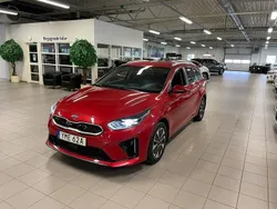 Röd Begagnad 2021 Kia Ceed Sportswagon Kombi | 239 900 kr (Marknadspris)
