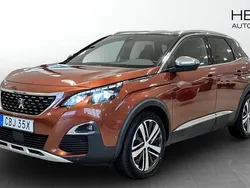Ljusbrun (brown) Begagnad 2019 Peugeot 3008 GT SUV | 204 900 kr (Bra pris)
