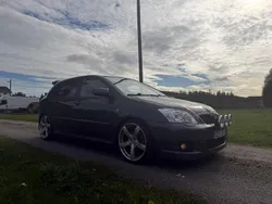Grå Begagnad 2005 Toyota Corolla Sport Halvkombi | 37 500 kr