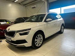 Vit Begagnad 2021 Skoda Kamiq Adventure SUV | 209 900 kr (Bra pris)