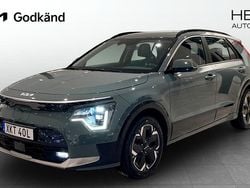 Grön (green) Begagnad 2022 Kia e-Niro 2 SUV | 309 900 kr (Dyr)