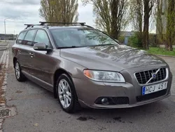 Grå Begagnad 2009 Volvo V70 Momentum Kombi | 34 900 kr (Superpris)