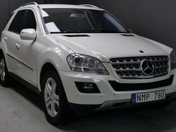 Vit Begagnad 2009 Mercedes ML350 SUV | 109 900 kr (Lite dyr)