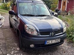 Blå Begagnad 2005 Renault Kangoo Privilege | 20 000 kr (Marknadspris)