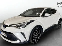 Vit (white) Begagnad 2021 Toyota C-HR Edition SUV | 189 900 kr