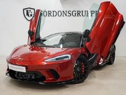 Mörkröd (röd) Begagnad 2020 McLaren GT Sportkupé | 1 599 800 kr