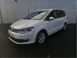 Vit Begagnad 2012 VW Sharan Minibuss | 89 000 kr (Superpris)