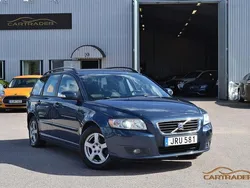 Blå Begagnad 2009 Volvo V50 Momentum Kombi | 36 900 kr (Marknadspris)