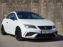 Vit Begagnad 2018 Cupra Leon Halvkombi | 264 900 kr (Lite dyr)