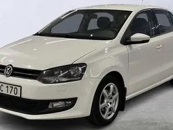 Vit Begagnad 2011 VW Polo Halvkombi | 48 000 kr (Bra pris)