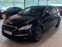 Mörkblå Begagnad 2013 Peugeot 308 Active Halvkombi | 69 900 kr (Marknadspris)