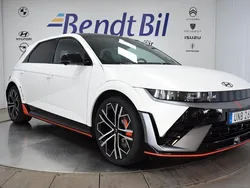 Vit Begagnad 2024 Hyundai Ioniq 5 SUV | 739 500 kr