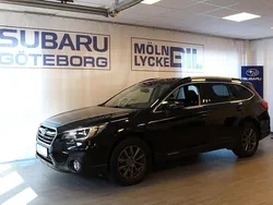 Svart (crystal black silica) Begagnad 2018 Subaru Outback SUV | 239 900 kr (Dyr)