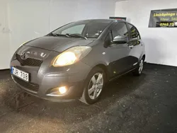 Mörkgrå (grå) Begagnad 2010 Toyota Yaris Halvkombi | 39 900 kr (Marknadspris)