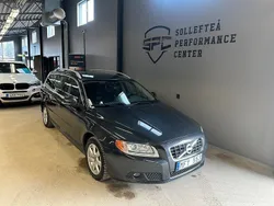 Grå Begagnad 2011 Volvo V70 Summum Kombi | 99 900 kr (Marknadspris)