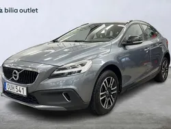 Grå Begagnad 2017 Volvo V40 CC Business Edition Kombi | 194 900 kr (Marknadspris)