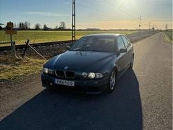 Begagnad 2000 BMW 523 Sedan | 30 000 kr