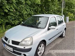Grå Begagnad 2005 Renault Clio R.S. Halvkombi | 13 000 kr (Marknadspris)