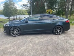 Grön Begagnad 2016 Ford Mondeo Titanium Halvkombi | 137 500 kr (Marknadspris)