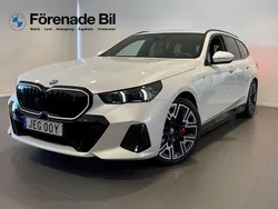 Vit Begagnad 2024 BMW i5 Comfort Edition Sedan | 699 000 kr