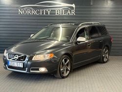 Grå Begagnad 2013 Volvo V70 R-Design Kombi | 99 800 kr (Bra pris)
