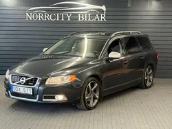 Grå Begagnad 2013 Volvo V70 R-Design Kombi | 99 800 kr (Bra pris)