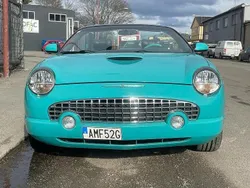 Ljusgrön Begagnad 2002 Ford Thunderbird Cab | 125 000 kr