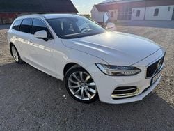 Begagnad 2020 Volvo V90 Momentum Kombi | 249 000 kr (Marknadspris)