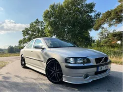 Grå Begagnad 2004 Volvo S60 Sedan | 60 000 kr (Lite dyr)