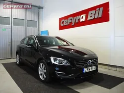 Svart Begagnad 2018 Volvo V60 Momentum Kombi | 188 900 kr (Bra pris)
