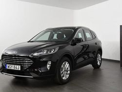 Svart Begagnad 2022 Ford Kuga Titanium SUV | 224 500 kr (Marknadspris)