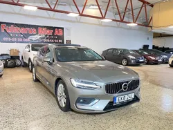 Grå Begagnad 2020 Volvo V60 Inscription Kombi | 219 000 kr