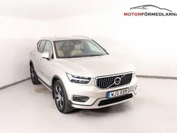 Ljusbrun (brun) Begagnad 2019 Volvo XC40 Inscription SUV | 339 000 kr (Marknadspris)