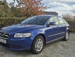 Blå Begagnad 2008 Volvo S40 Sedan | 27 900 kr (Marknadspris)