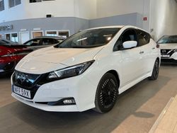 Vit Begagnad 2023 Nissan Leaf N-Connecta Halvkombi | 258 000 kr (Dyr)