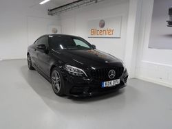 Svart Begagnad 2018 Mercedes C220 AMG line Sportkupé | 299 900 kr (Marknadspris)