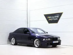 Lila Begagnad 1999 BMW 523 M Sport Sedan | 114 900 kr