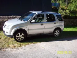 Silver Begagnad 2003 Suzuki Ignis Halvkombi | 32 500 kr