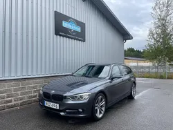 Grå (gråmetallic) Begagnad 2013 BMW 320 Sport Line Kombi | 119 900 kr (Marknadspris)
