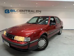 Mörkröd Begagnad 1997 Saab 9000 Sedan | 89 900 kr