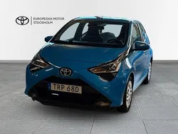 Blå Begagnad 2019 Toyota Aygo X-play Halvkombi | 129 900 kr (Marknadspris)
