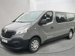Mörkgrå Begagnad 2019 Renault Trafic Van | 189 000 kr (Marknadspris)