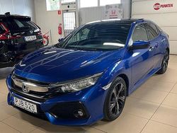 Blå Begagnad 2017 Honda Civic Prestige Halvkombi | 219 000 kr (Marknadspris)