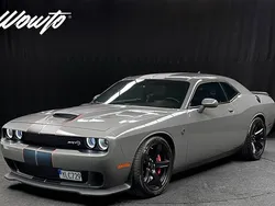 Grå Begagnad 2018 Dodge Challenger Sportkupé | 719 800 kr (Dyr)