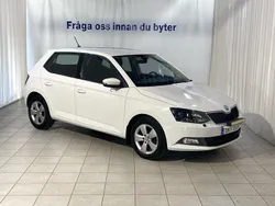 Vit Begagnad 2016 Skoda Fabia Halvkombi | 84 900 kr (Marknadspris)