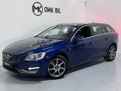Blå Begagnad 2015 Volvo V60 Ocean Race Kombi | 119 900 kr (Marknadspris)