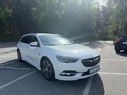 Vit Begagnad 2017 Opel Insignia OPC Kombi | 169 900 kr (Marknadspris)